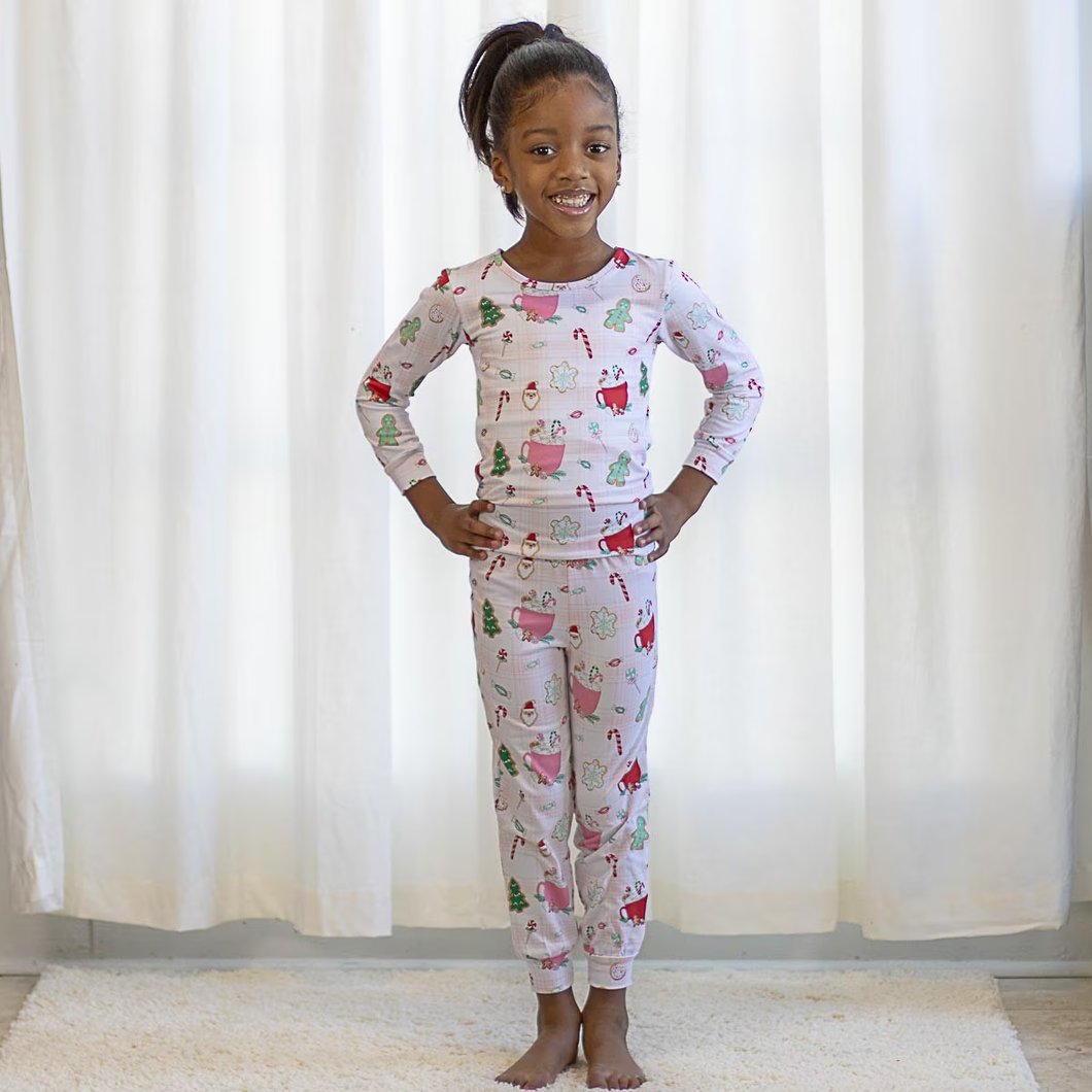 Kid's Baking Spirits Bright Long Sleeve Pajamas Set