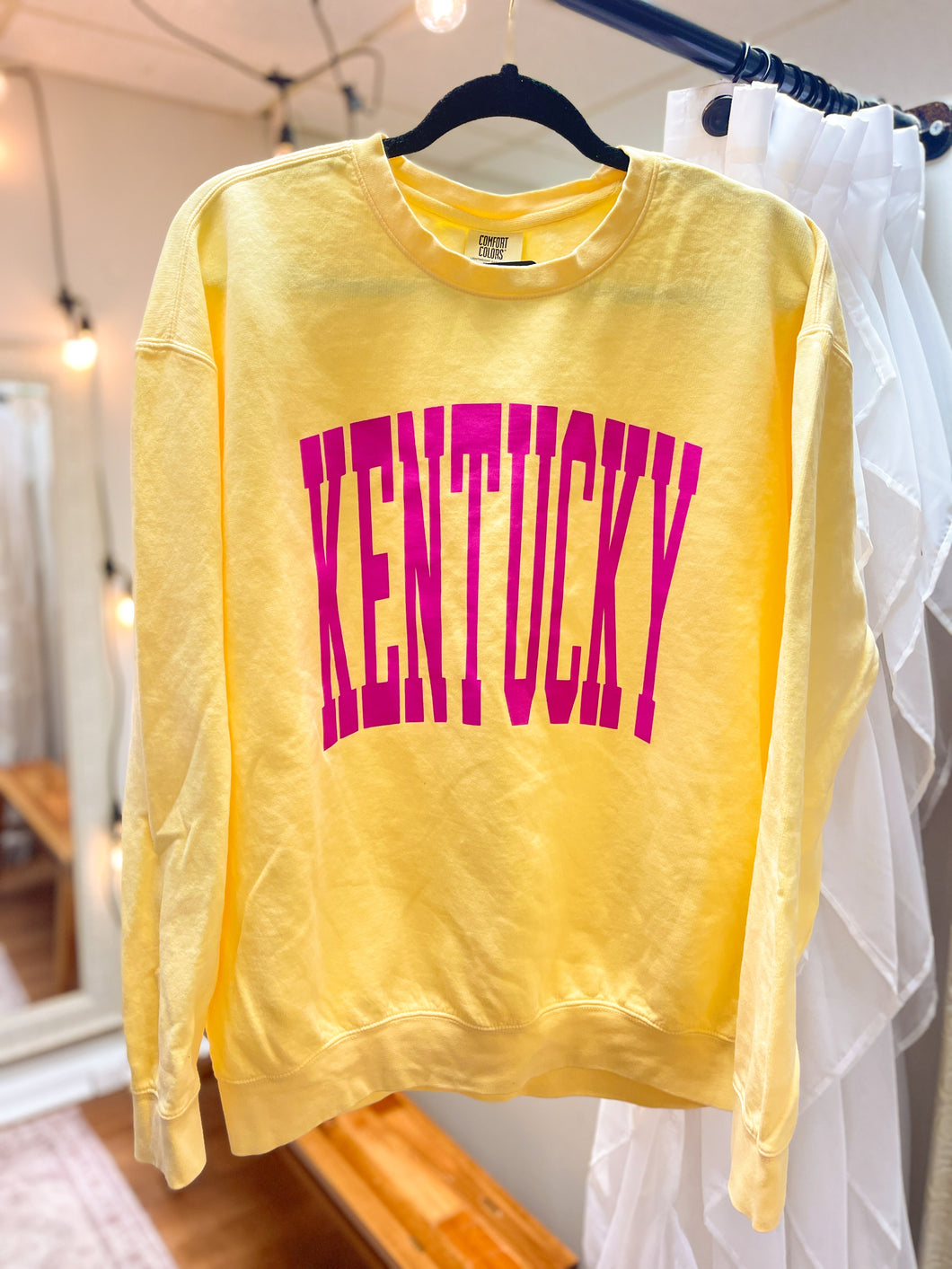 Kentucky Hot Pink Yellow Soft Unisex Comfort Colors Sweatshirt