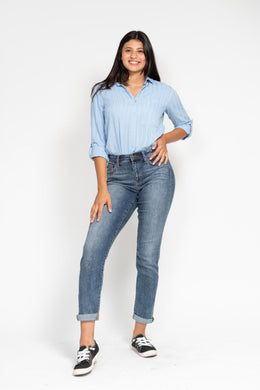 Judy Blue High-Rise Bleach Splash Boyfriend Jean